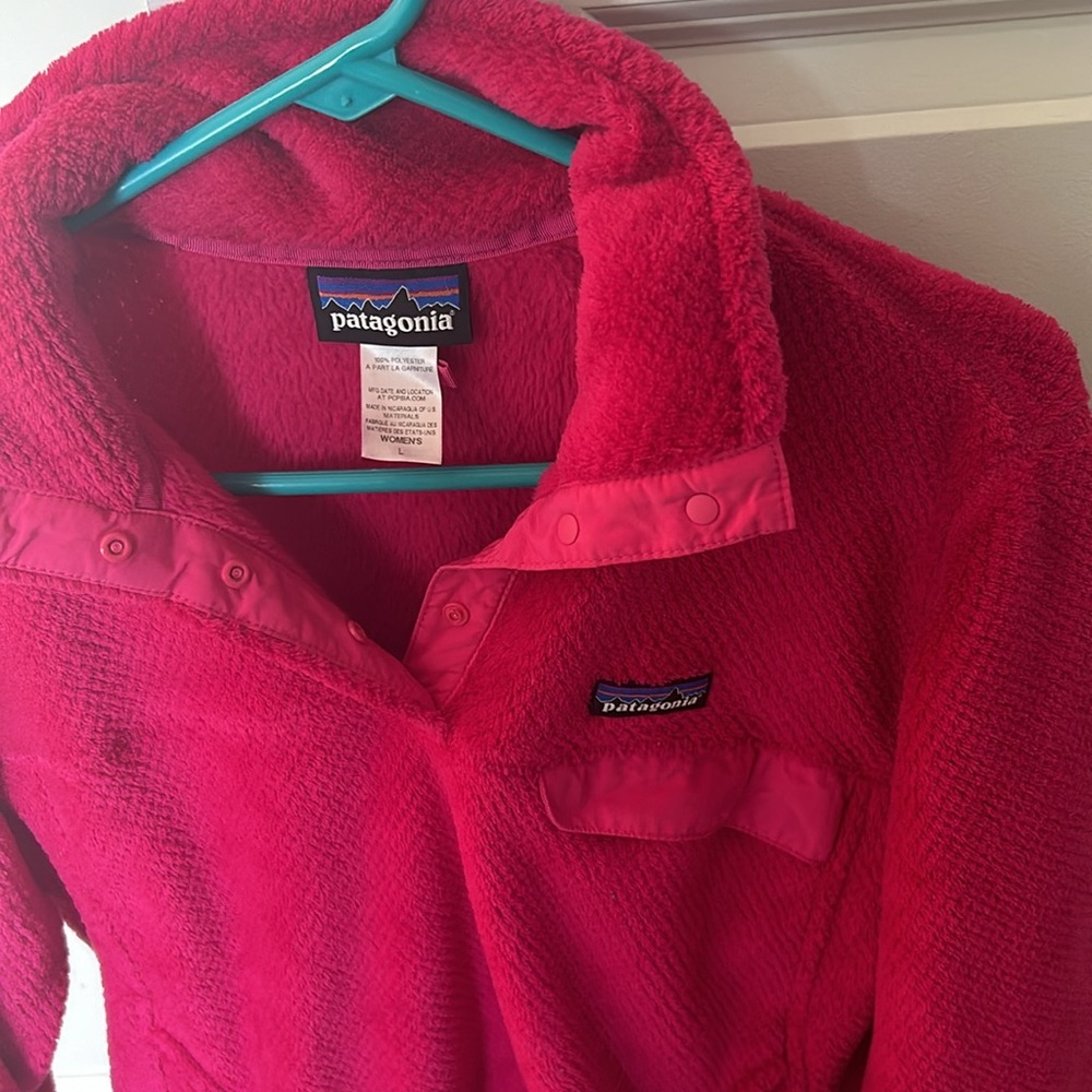 Fuschia Patagonia pullover